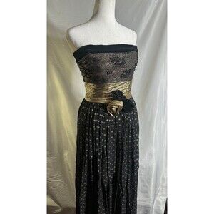 Escada Tulle Black & Gold Dress Gown Silk & Gold Metallic Thread Size 36